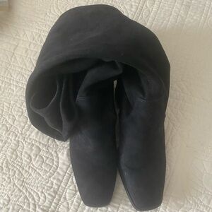 H&M Over-the-knee Black Suede Boots. Size 7